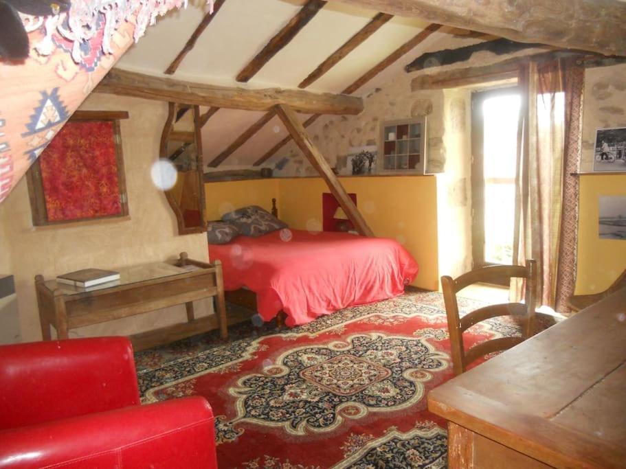 Bed and Breakfast Joli Bois Montrollet Exterior foto
